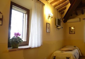Agriturismo Le Due Torri Torre Quadrano Spello Extérieur photo