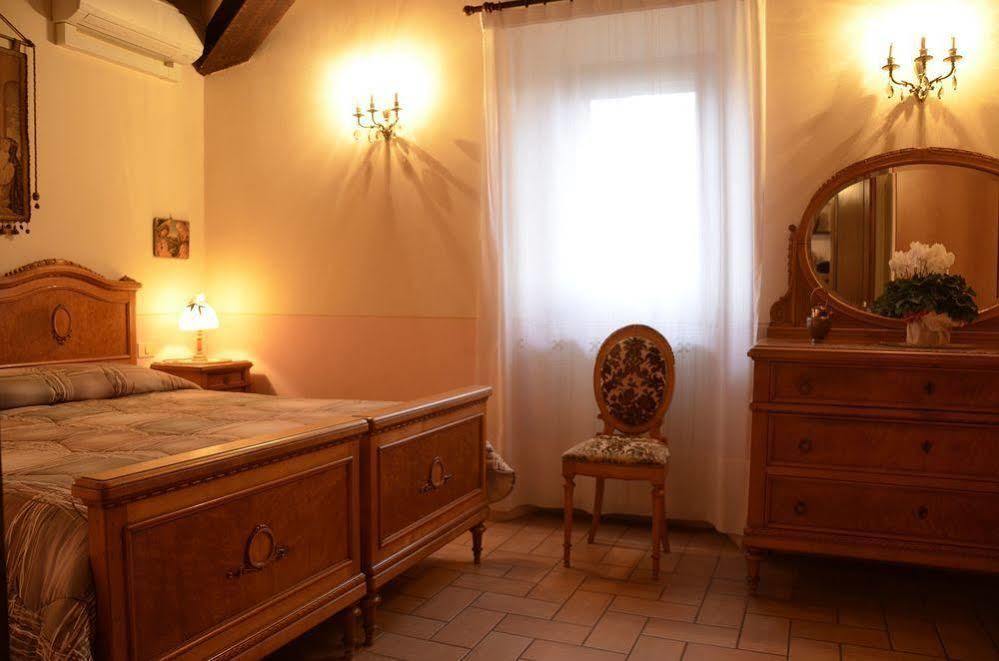 Agriturismo Le Due Torri Torre Quadrano Spello Extérieur photo