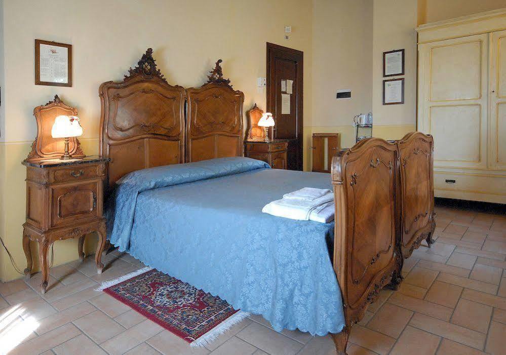 Agriturismo Le Due Torri Torre Quadrano Spello Extérieur photo